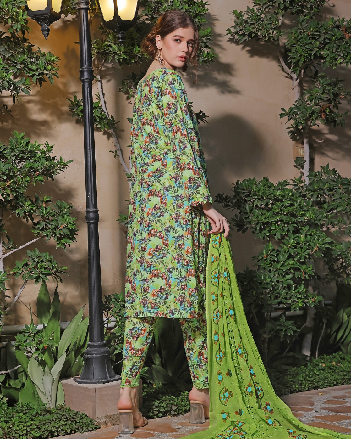 RUSBURY – New Digital Allover Printed Lawn Collection