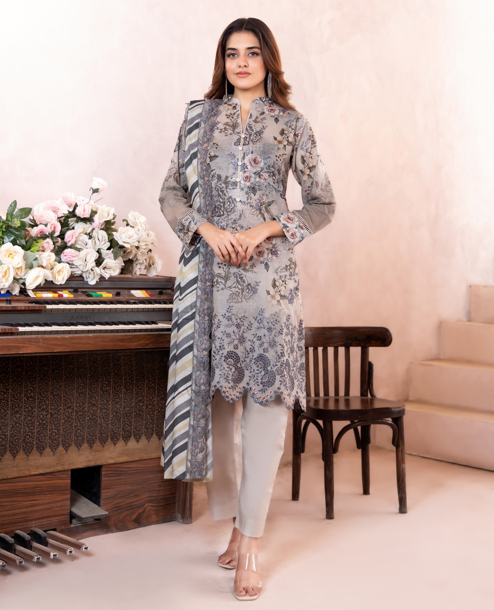 RANG MEHAL – Slub Lawn Digital Print Collection